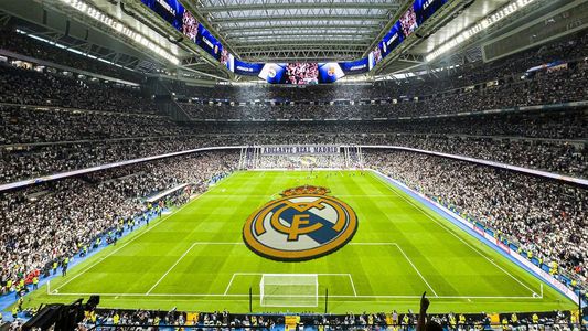 Escándalo en el Real Madrid: un famoso jugador irá a juicio por difundir un video sexual de una menor