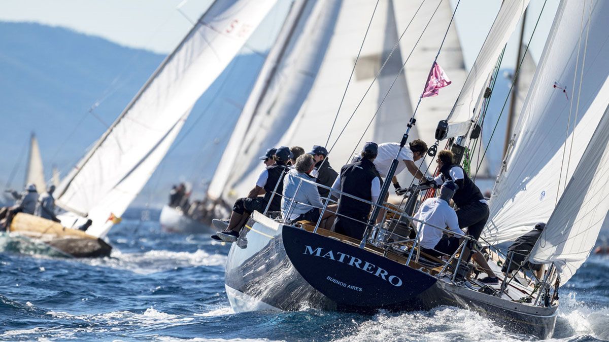 El legendario velero argentino Matrero se lució en la Riviera Francesa