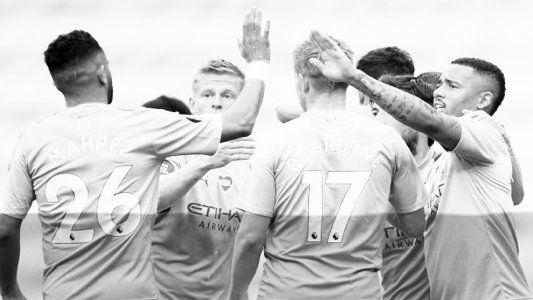 Con el Kun Agüero ingresando en el complemento, Manchester City venció de visita al Chelsea y se acerca a la punta