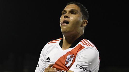 La genialidad de Juanfer Quintero en el 1-0 de River frente a Newells