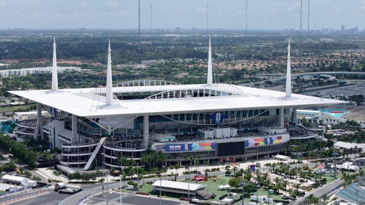 E estadio de Miami, no tiene techo que se cierre y se sufre la lluvia o el posible calor intenso. (Foto: Gentileza 