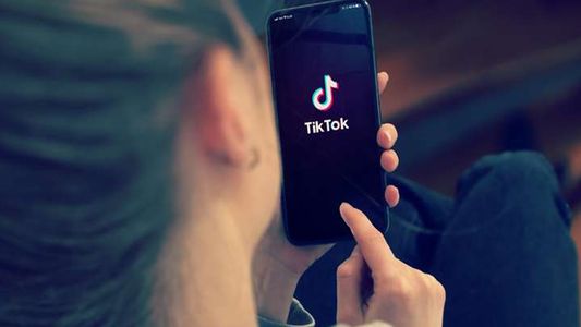 Río Negro: un chico murió y otro fue internado e investigan si participaron del reto mortal de TikTok