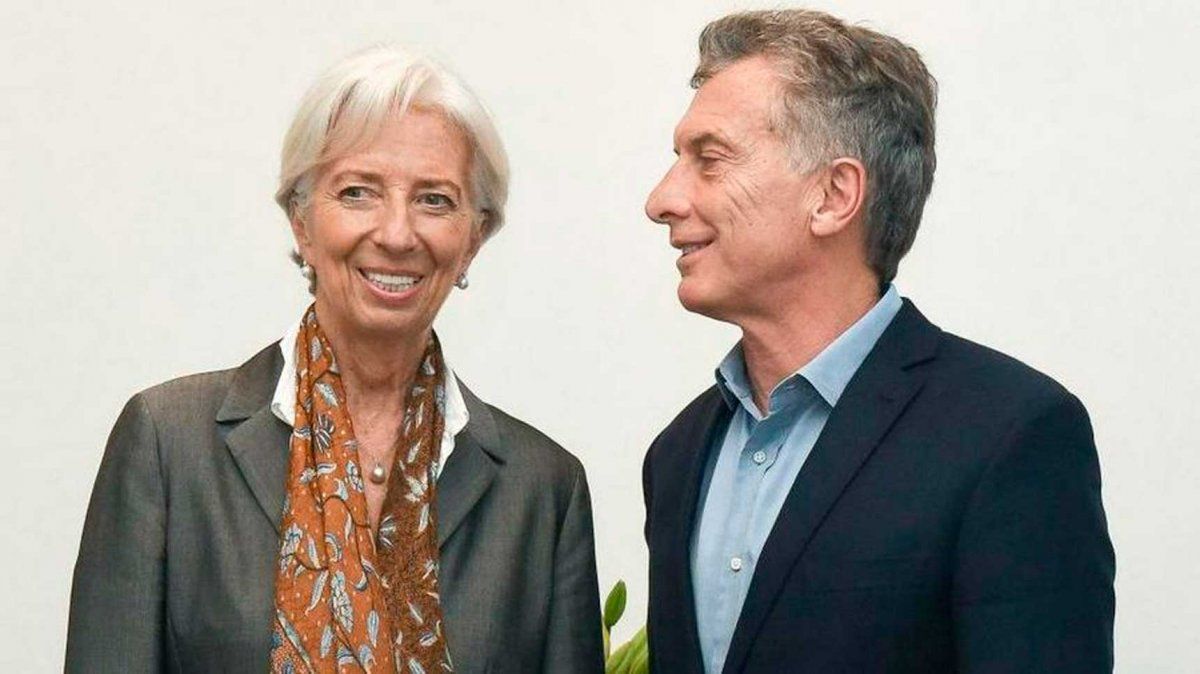 Antes del anuncio: el 75% de la gente rechazaba un posible acuerdo con el FMI