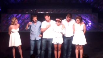 Emocionante mensaje de Nico Vázquez en su regreso al teatro: Extraño todos los días a mi hermano