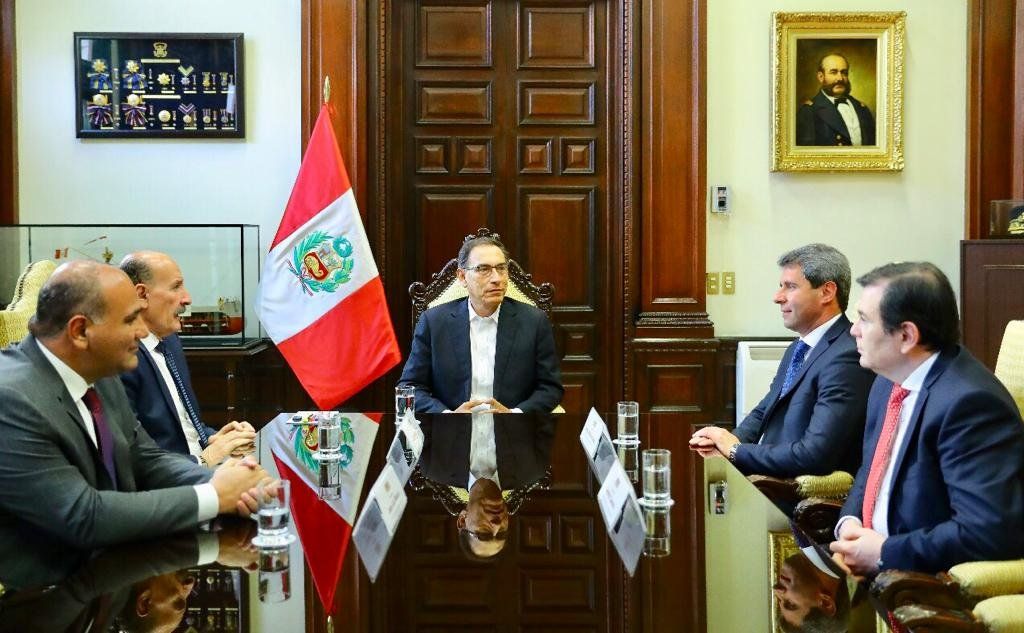 Un encuentro diplomático hizo arder la interna política de La Rioja