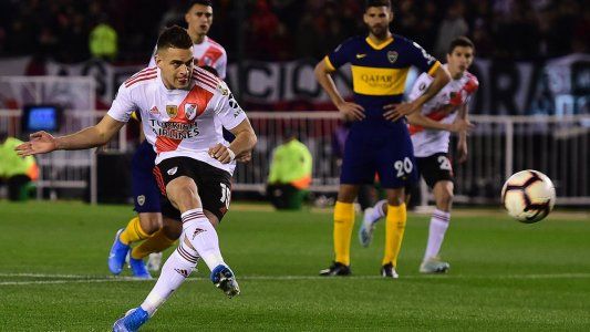 ¿A quién beneficia el VAR? Cómo decidieron los árbitros en los partidos de River y Boca por Libertadores