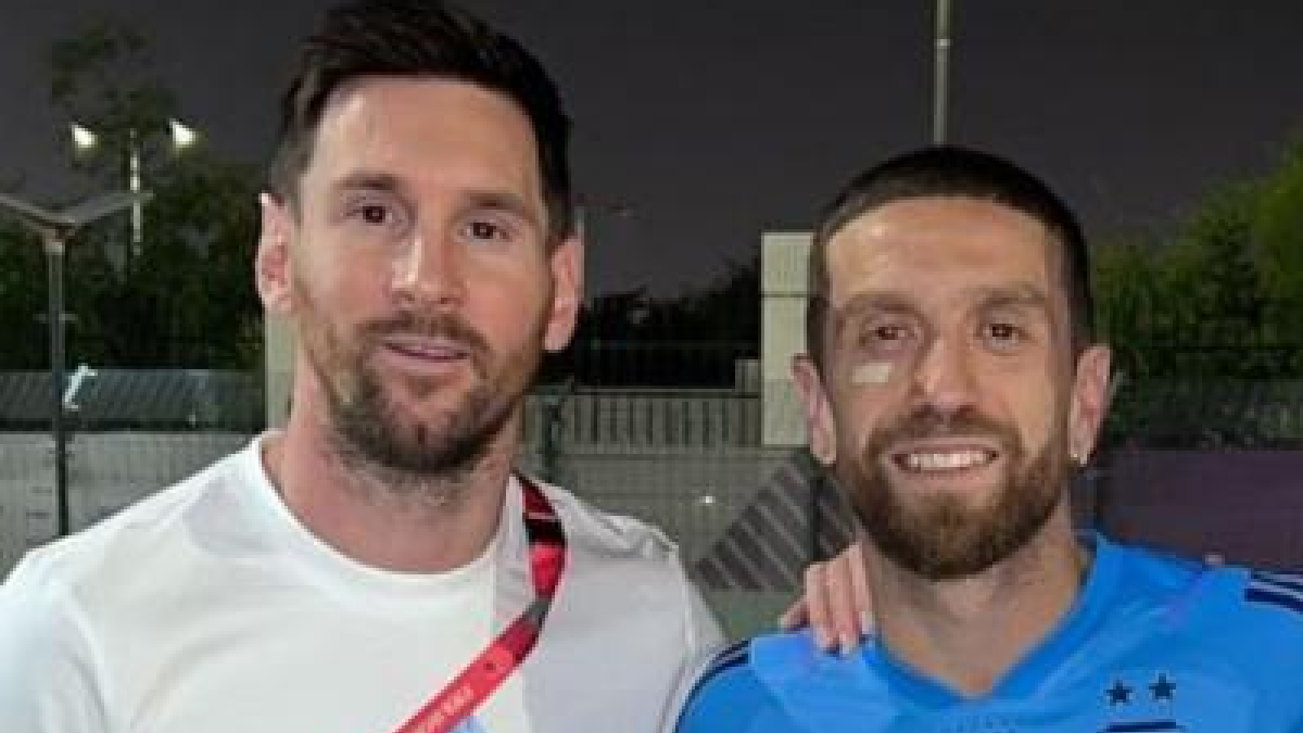 Papu Gómez no nombró a Lionel Messi y reavivó los rumores del fin de su relación. (Foto: archivo)