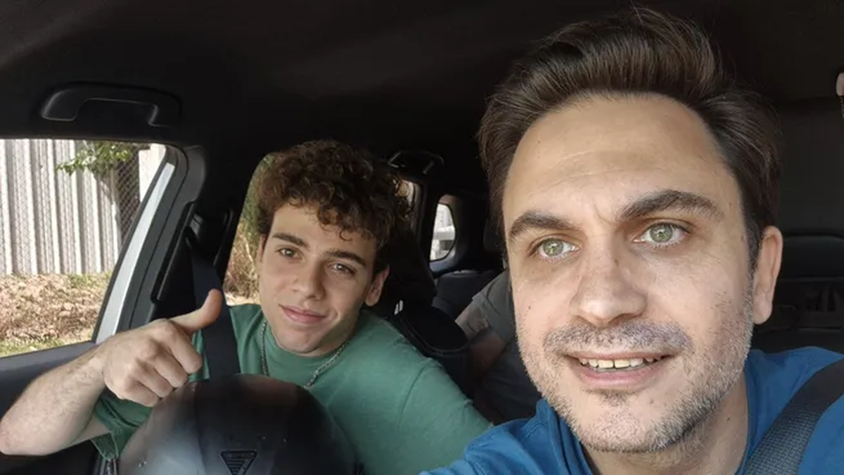 Ramiro Marra ayud&oacute; a un conductor aplicaci&oacute;n a recuperar su moto luego de que se la retuvieran en un control policial.