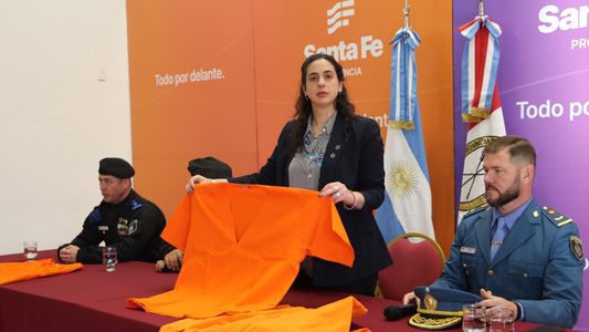 Santa Fe vestirá a los presos de peligrosidad alta con uniformes naranjas para una mejor identificación