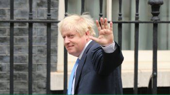 Boris Johnson ordenó la cuarentena por tres semanas para todo el Reino Unido