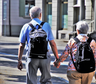Significado de los sueños con mochilas: lo que cargás, lo que es tuyo... y lo que ya no deberías llevar