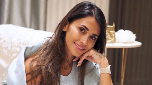 Antonela Roccuzzo debutó como modelo de una ropa de marca deportiva y enloqueció a todos con su primera foto