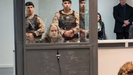 Que muera lo más lento posible: la dura frase que le dedicaron a Roberto Carmona, la Hiena Humana