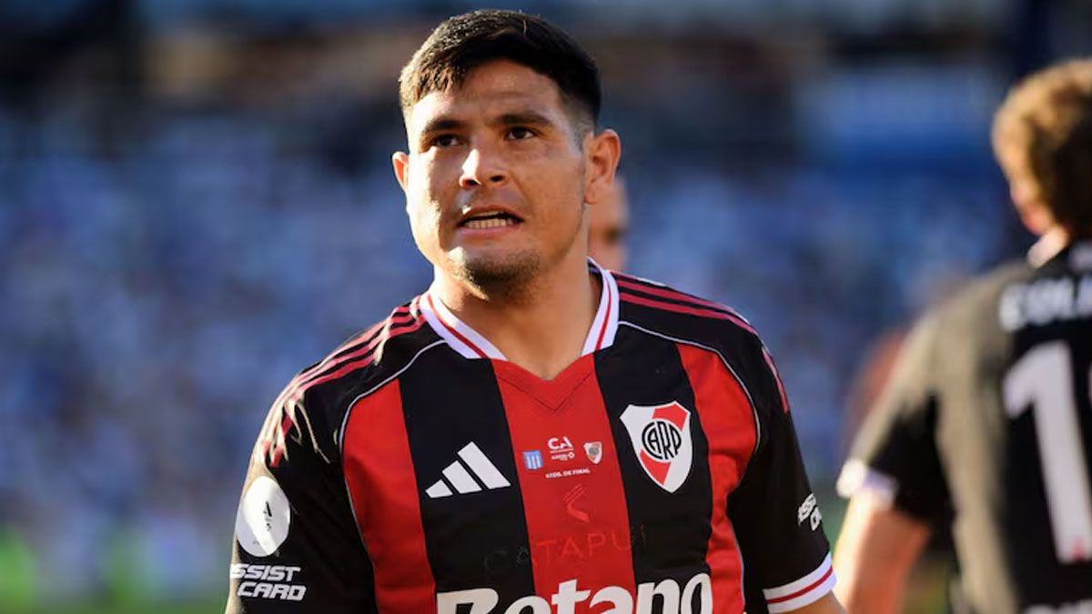 La inesperada sanción que recibió Maxi Salas en medio del duelo entre Racing y River