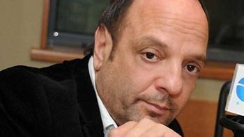 Escracharon a Baby Etchecopar en la puerta de la radio