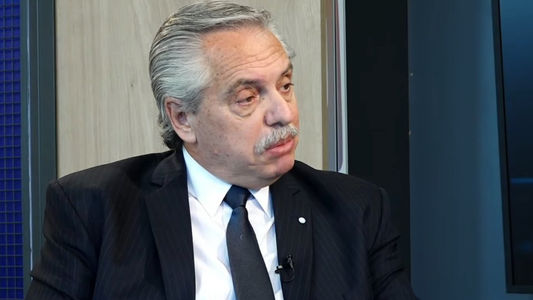 Para Alberto Fernández es incomprensible que los jueces no paguen Ganancias y defendió las elecciones PASO