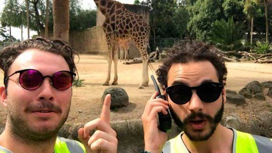 La gran estafa: dos amigos fueron al cine, al zoo y a un recital de Coldplay gratis gracias a un chaleco