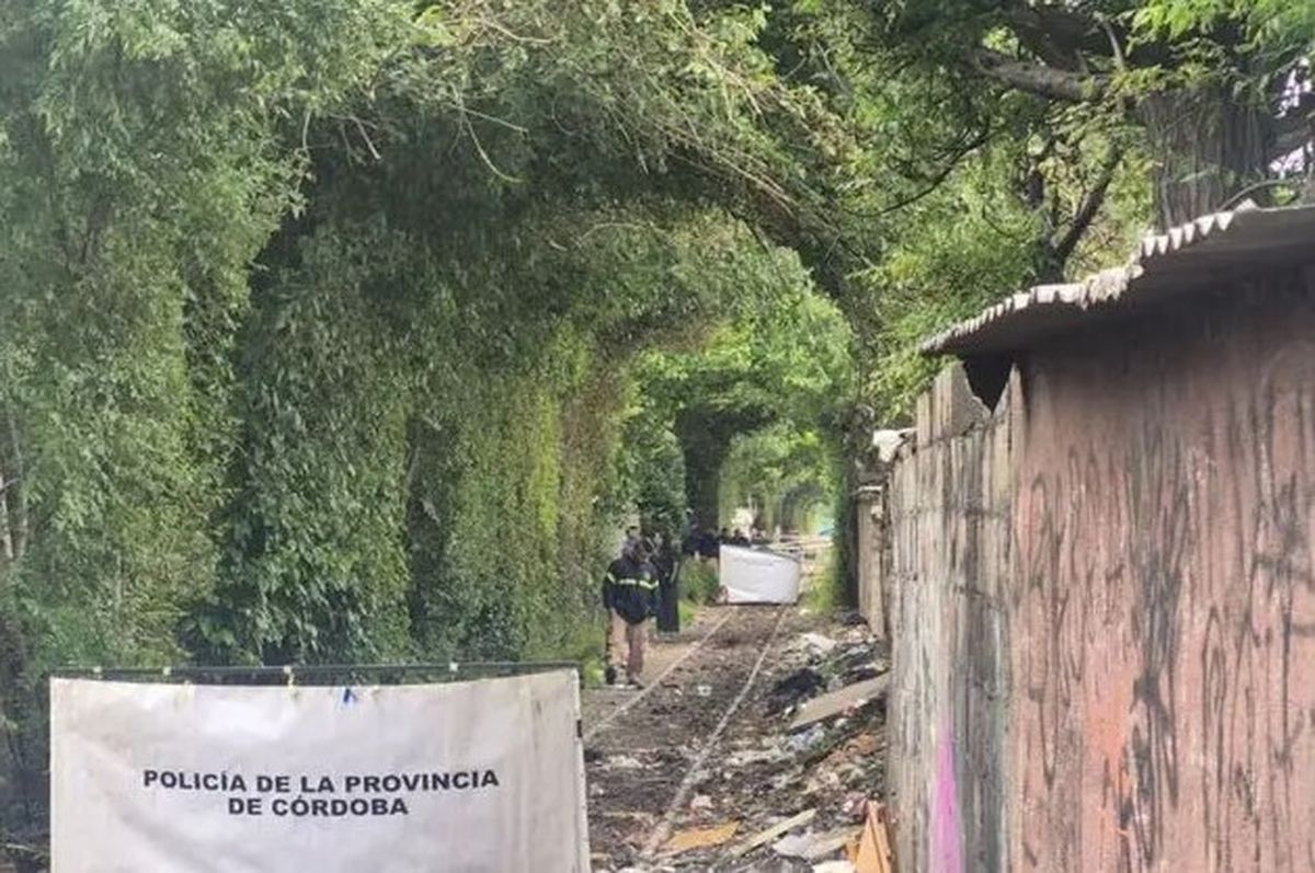 Sus compañeros lo encontraron sin vida junto a las vías ferroviarias luego de perder contacto con él durante una ronda de control. (Foto: La Voz)