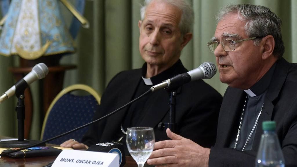 El monseñor Oscar Ojea pidió, además, "responsabilidad del cuidado sanitario, porque valoramos y cuidamos la vida de todos".