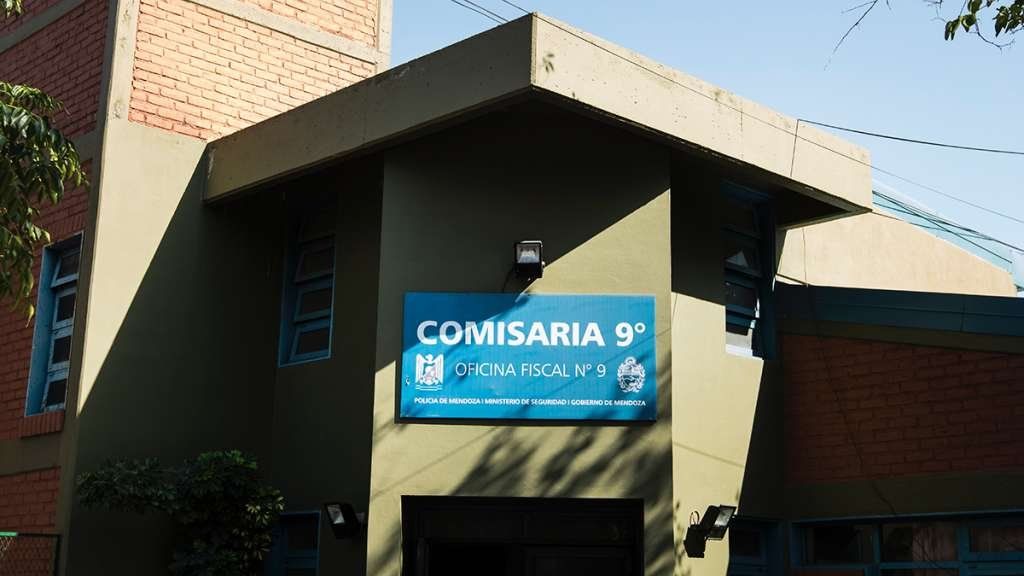Abusó de una chica de 15 años en plena calle y lo capturaron los vecinos
