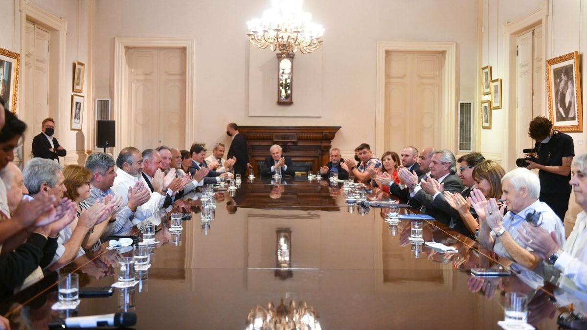 El Gobierno se reunirá nuevamente con el Consejo del Salario y avanza en recomponer el poder adquisitivo (Foto: archivo).