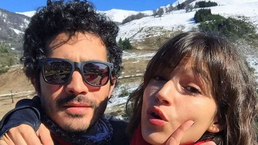Chino Darín y Úrsula Corberó en unas románticas vacaciones en Bariloche
