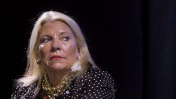 Carrió: “La gente no se tiene que desesperar e ir a comprar dólares”