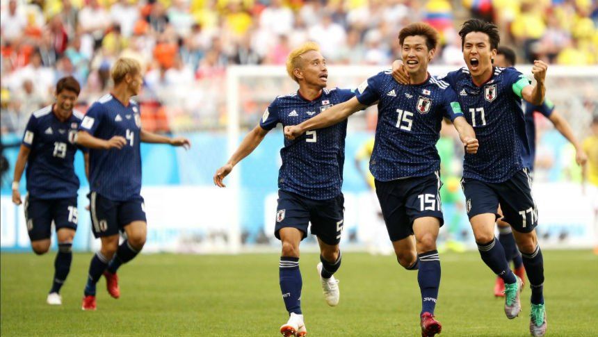 Japón dio el golpe y derrotó a una Colombia que luchó todo el partido con un hombre menos