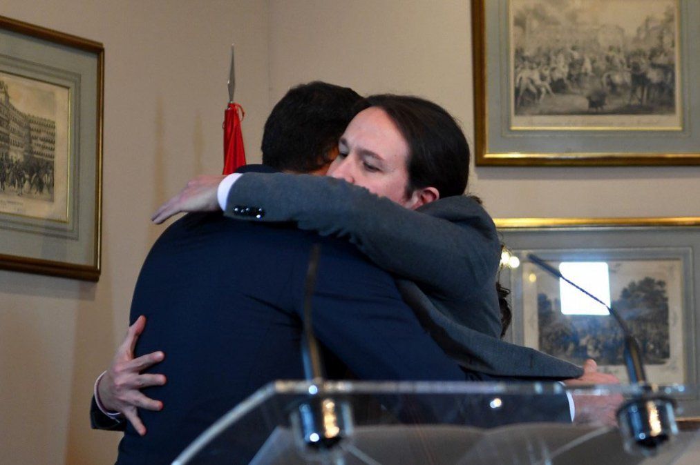 España: preacuerdo entre el socialismo y Podemos para formar gobierno