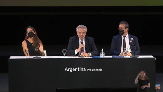 Alberto Fernández le dio la bienvenida al fin del patriarcado y aseguró que continuará ampliando derechos de las mujeres