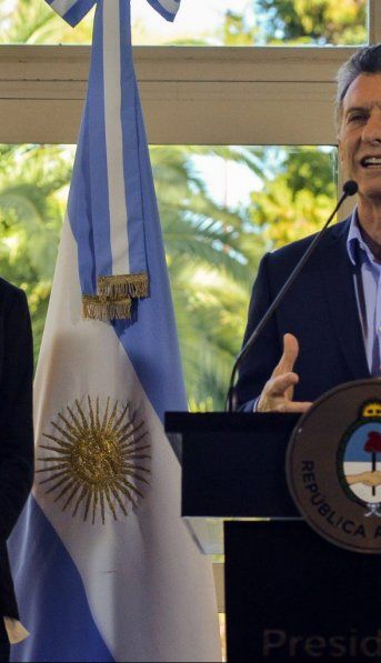 Macri va a dar becas educativas a los hijos de los tripulantes del ARA San Juan