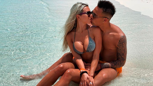 Las fotos más sexies de Lautaro Martínez y su novia, Agustina Gandolfo, en la playa