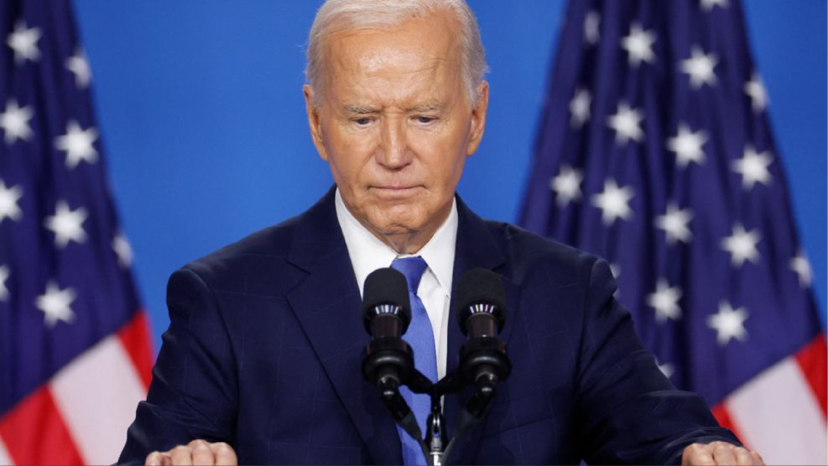 Joe Biden se olvidó el nombre de su secretario de Defensa y lo llamó el tipo negro. (Foto: AFP)