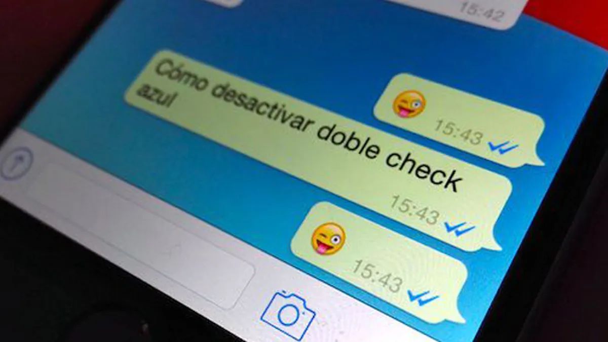 Privacidad en WhatsApp: el truco para evitar las tildes azules al leer mensajes.
