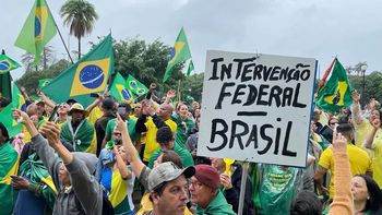 Cuarto día de protestas en Brasil: Bolsonaro y Lula discuten la transición, mientras bolsonistas piden al Ejército