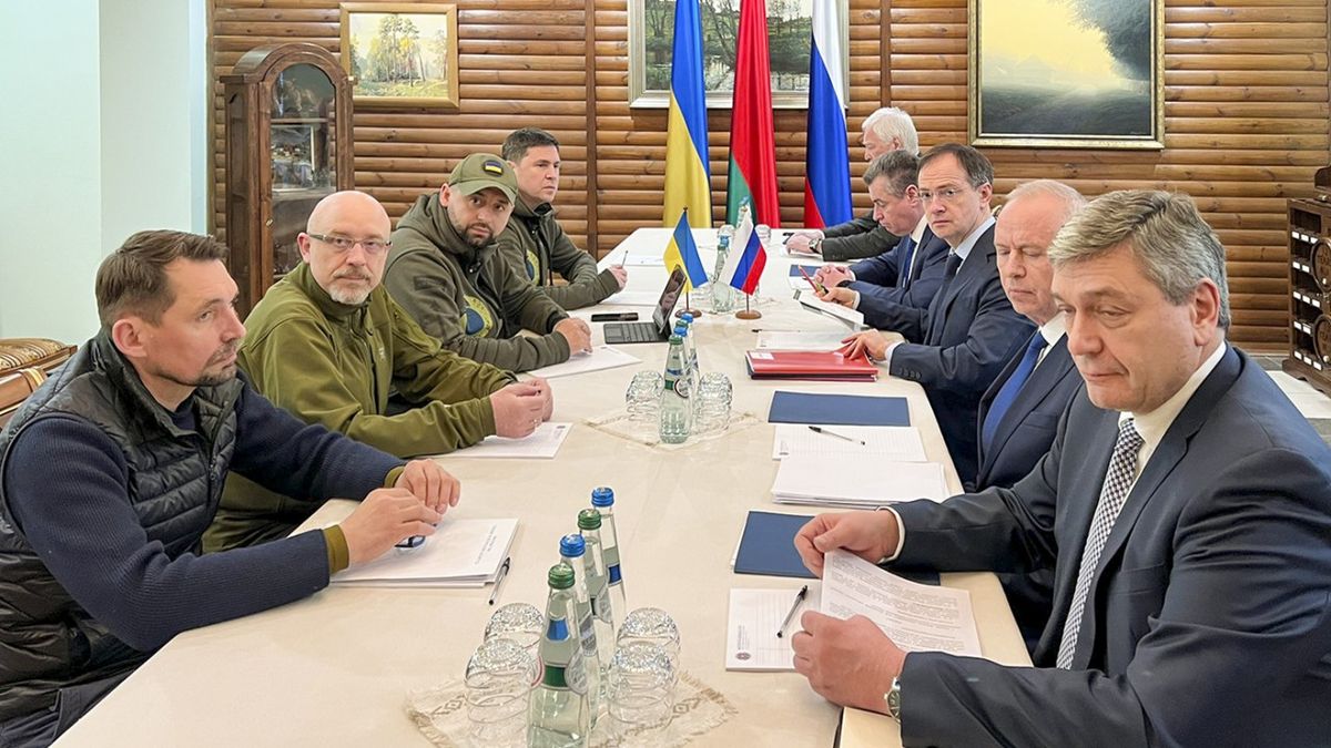 Tercera reunión: Rusia y Ucrania negocian un nuevo acuerdo por el cese al fuego (Foto: NA).