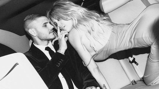 Wanda y Mauro, calientes en el asiento de atrás del auto