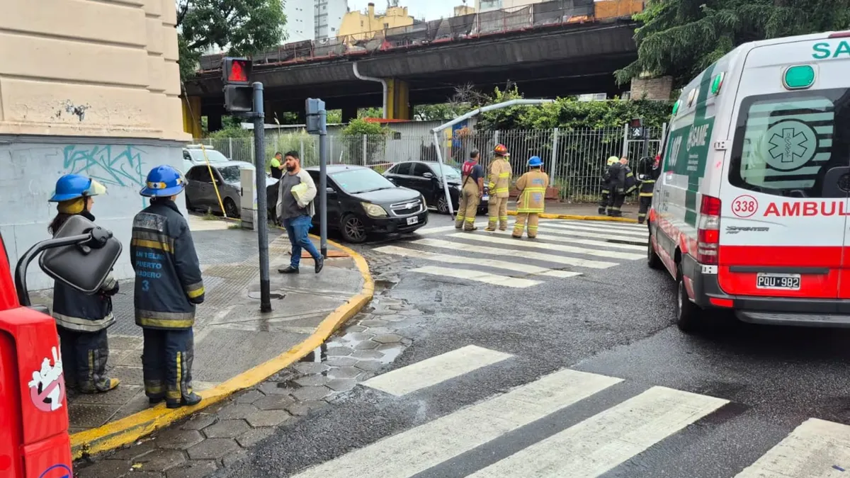 Las mujeres fueron trasladadas al Hospital Ramos Mejía. Las mujeres fueron trasladadas al Hospital Ramos Mejía.