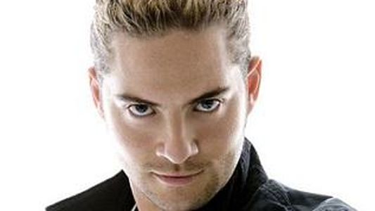David Bisbal vuelve a equivocarse en Twitter