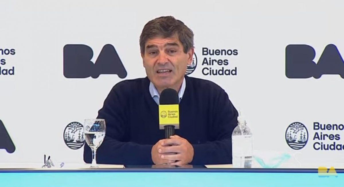 Hay que darle tiempo a las clínicas y hospitales para que puedan tener más capacidad asistencial y puedan atender otras patologías