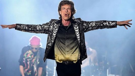 Mick Jagger dio positivo de COVID