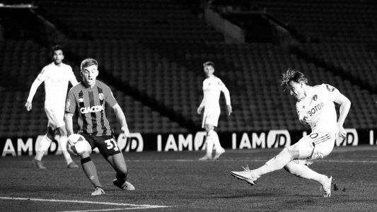 El Leeds de Bielsa quedó eliminado de la Copa de la Liga ante un equipo de Tercera División