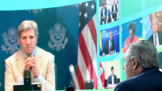 Alberto Fernández apuesta a un acercamiento con Estados Unidos por el cambio climático para canjear deuda con el FMI