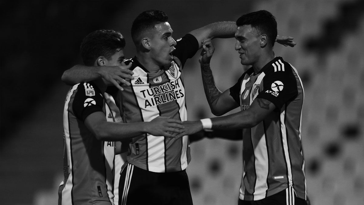 Con cuatro de Borré, River goleó 6-1 a Godoy Cruz en Mendoza y se metió en la pelea en la Zona 1