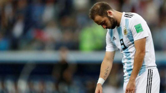 Higuaín debió haber elegido jugar para nosotros, la frase del DT francés que lo convocó cuando tenía 18 años
