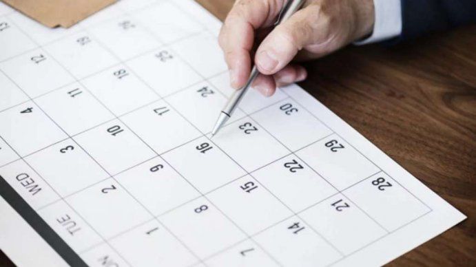¿Son feriados el sábado 12 de octubre y el lunes 14?