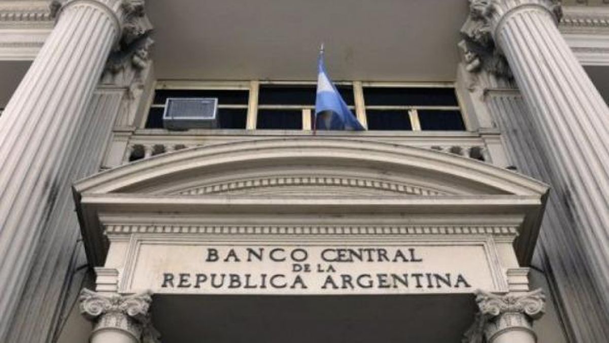 Miguel Pesce aseguró que el BCRA será firmante de la carta de intención en el acuerdo con el FMI.