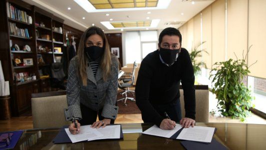 Malena Galmarini y el intendente de Malvinas Argentinas supervisaron obras y firmaron el convenio Agua + Trabajo