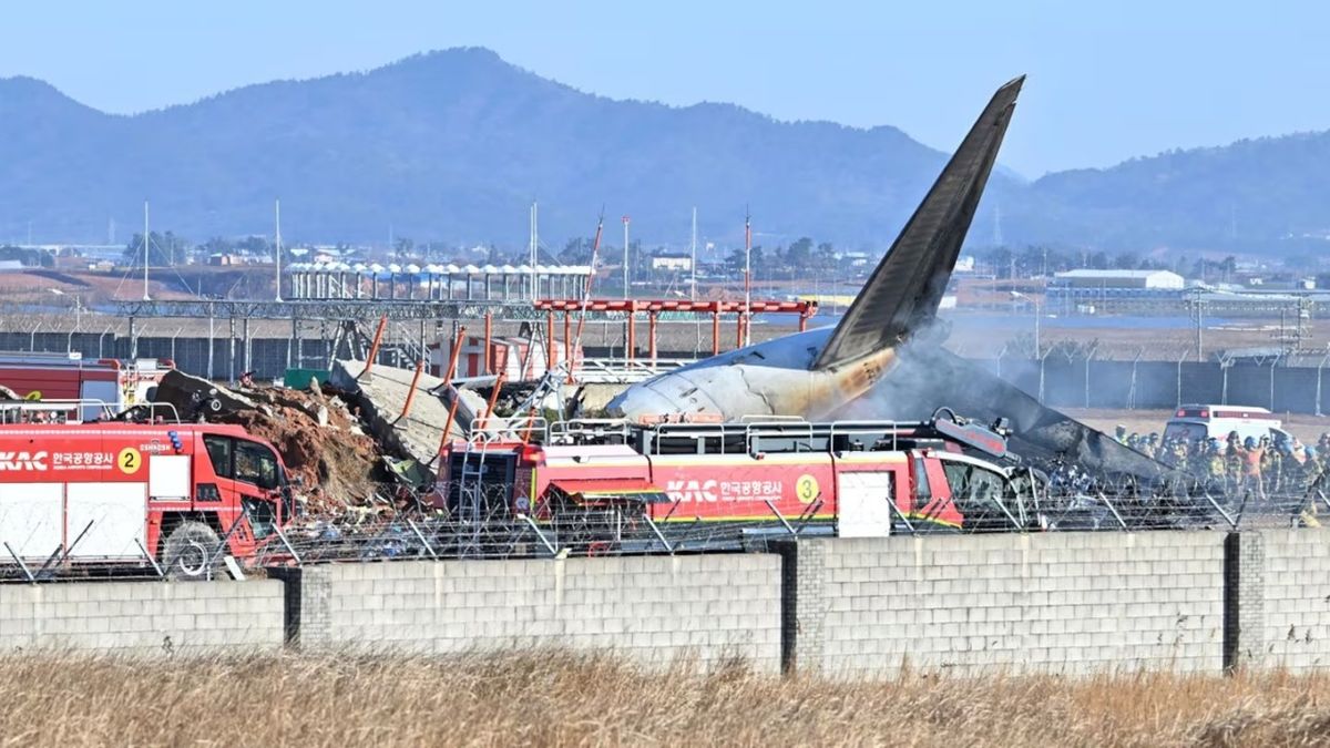 Dos de los tripulantes de la tragedia del avión surcoreano Jeju Air sobrevivieron: los motivos