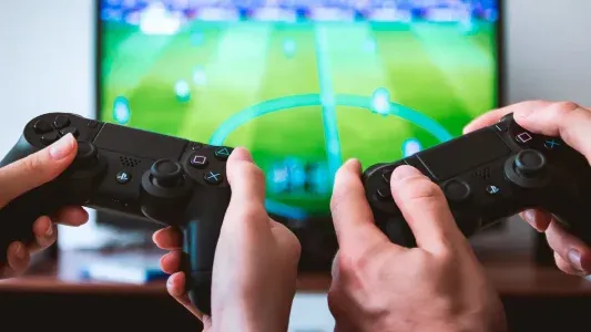 COSMOX  Videojuegos gratuitos para disfrutar con amigos o en familia